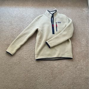 Sherpa Patagonia quarter zip